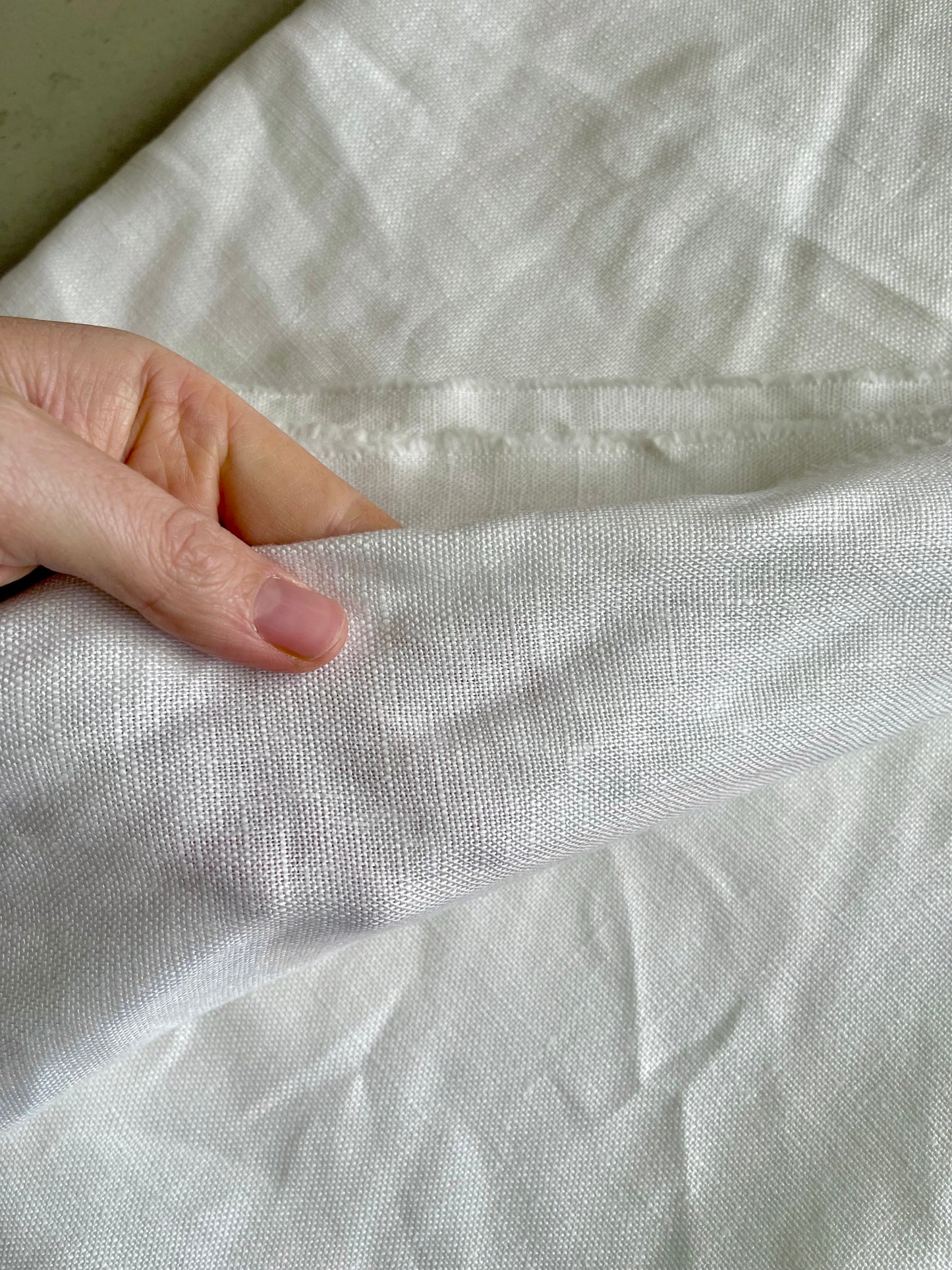 FABRIC // White Dress Linen // 100% Linen // 2.2m x 1.35m